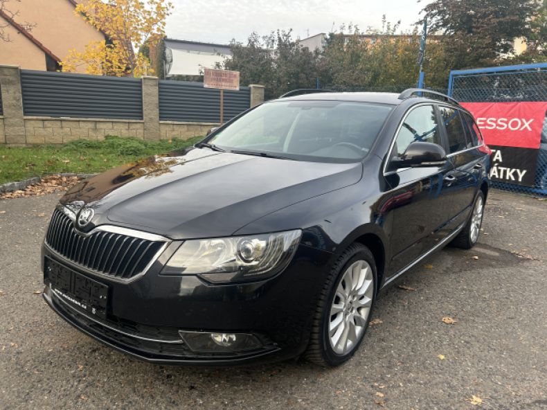 Škoda Superb - hlavní foto