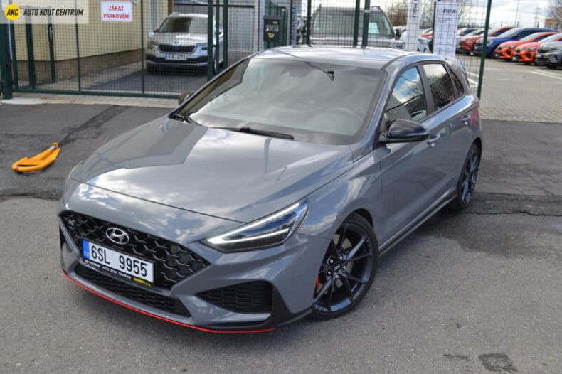 Hyundai i30 - hlavní foto