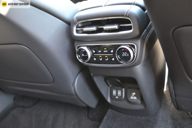 Genesis GV80 - hlavní fotka