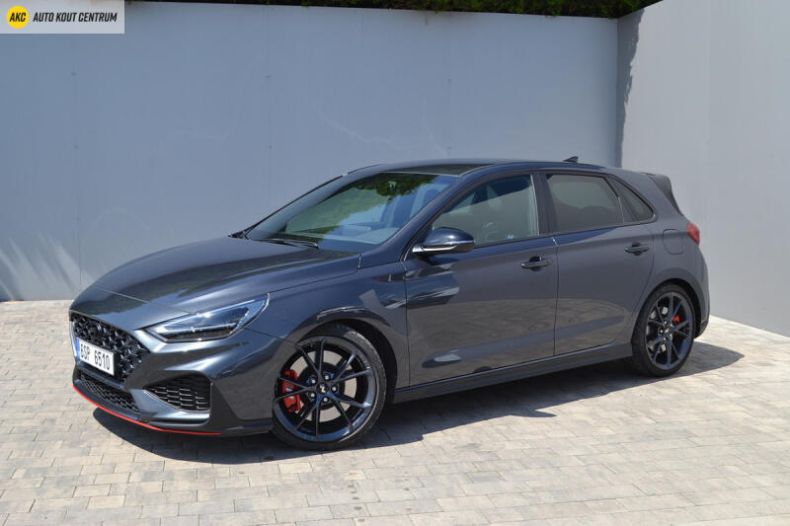 Hyundai i30 - hlavní foto