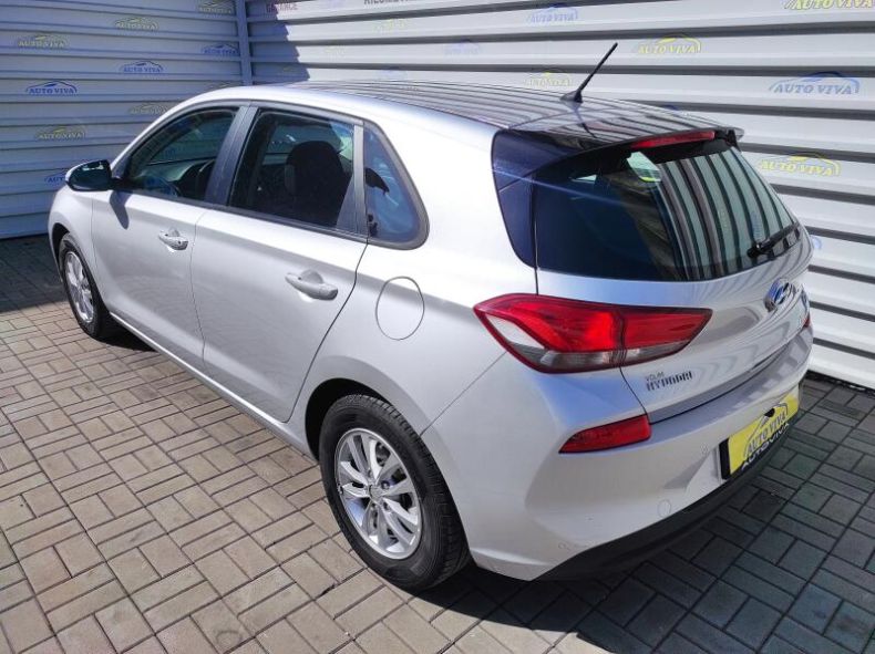 Hyundai i30 - hlavní fotka