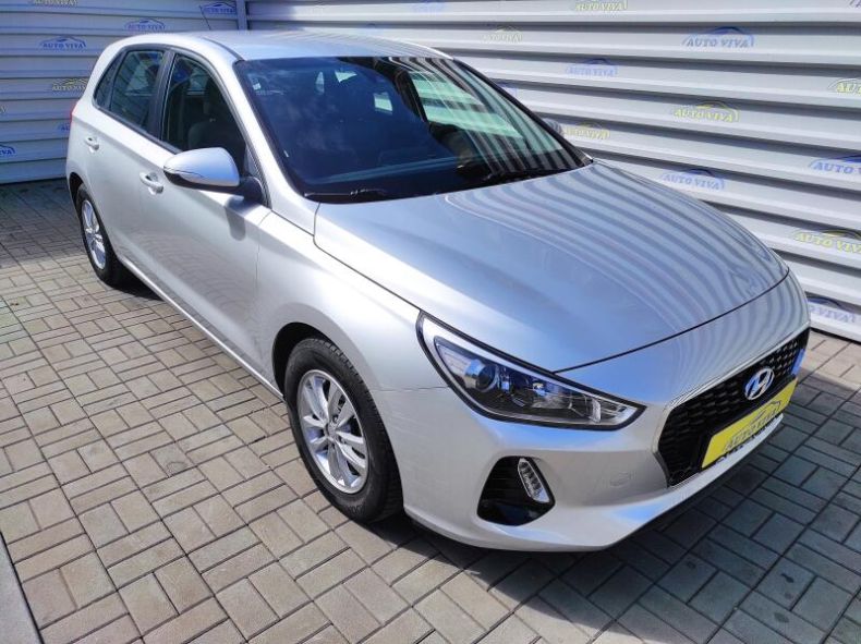 Hyundai i30 - hlavní foto