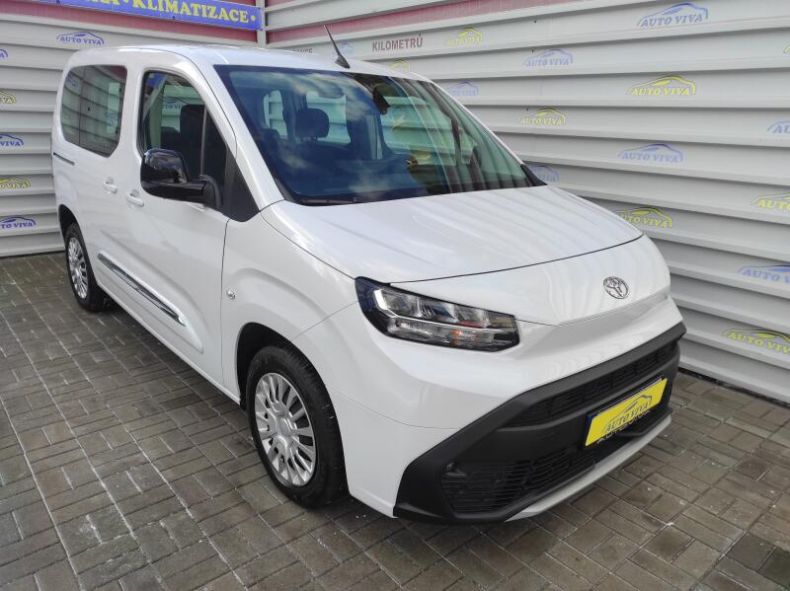 Toyota ProAce City Verso - hlavní foto