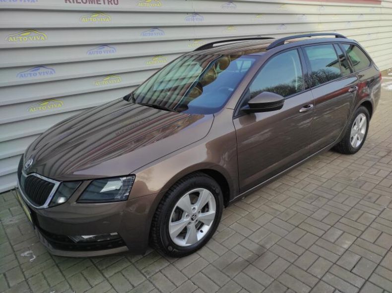 Škoda Octavia - hlavní fotka