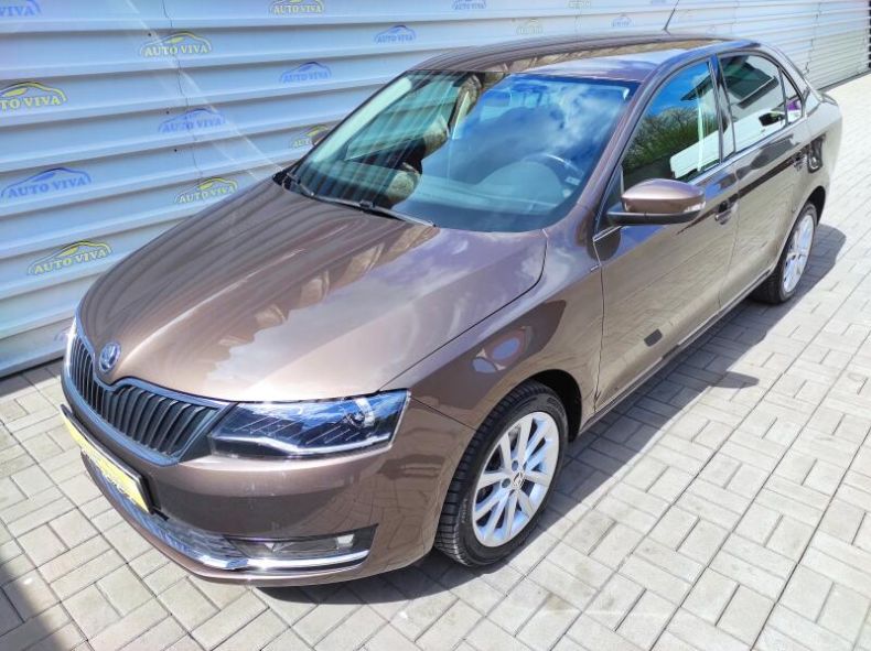 Škoda Rapid - hlavní fotka