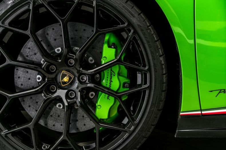 Lamborghini Huracán - hlavní fotka