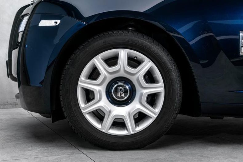 Rolls-Royce Ghost - hlavní fotka