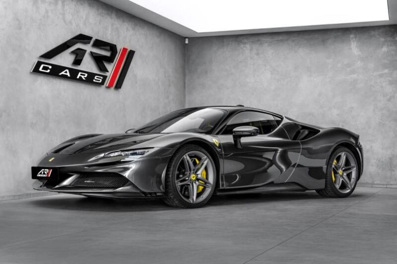 Ferrari SF90 - hlavní foto