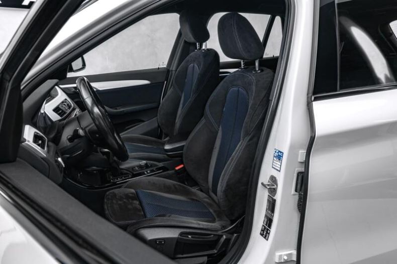 BMW X1 - hlavní fotka