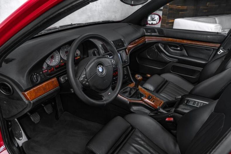 BMW M5 - hlavní fotka