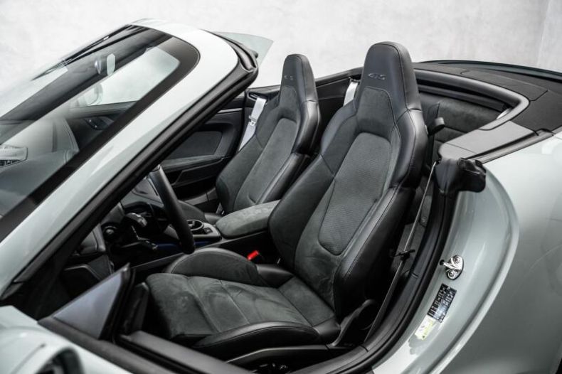 Porsche 911 - hlavní fotka