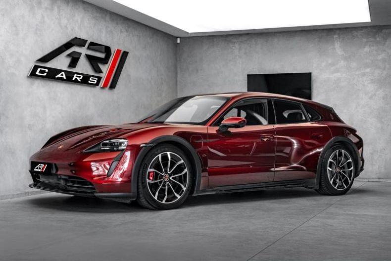 Porsche Taycan - hlavní foto