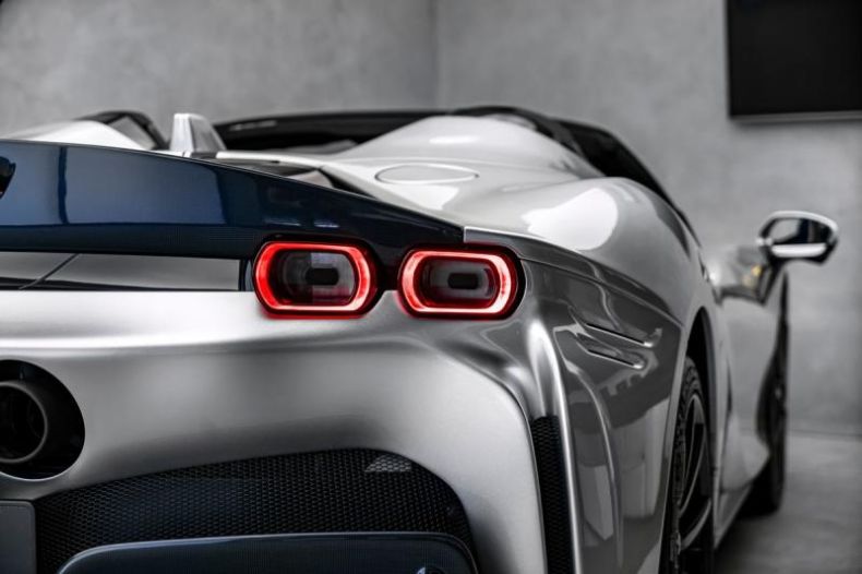 Ferrari SF90 - hlavní fotka