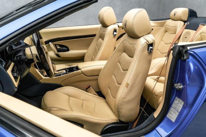 Maserati GranCabrio - hlavní fotka