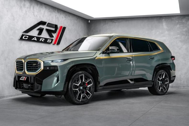 BMW XM - hlavní fotka