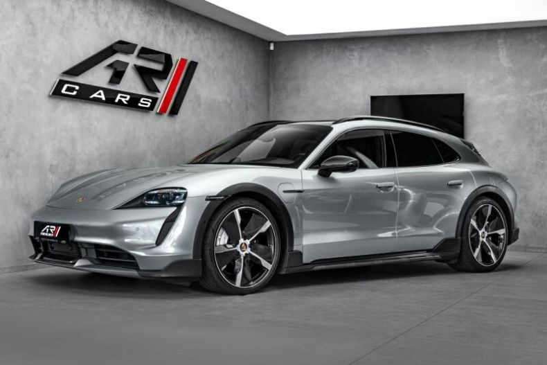 Porsche Taycan - hlavní foto