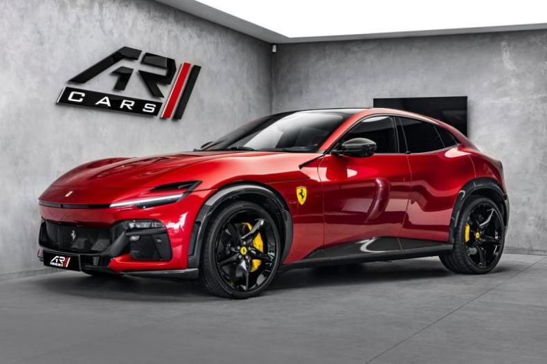 Ferrari Purosangue - hlavní foto