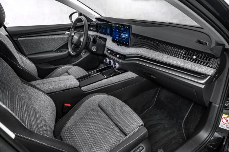 Škoda Superb - hlavní fotka