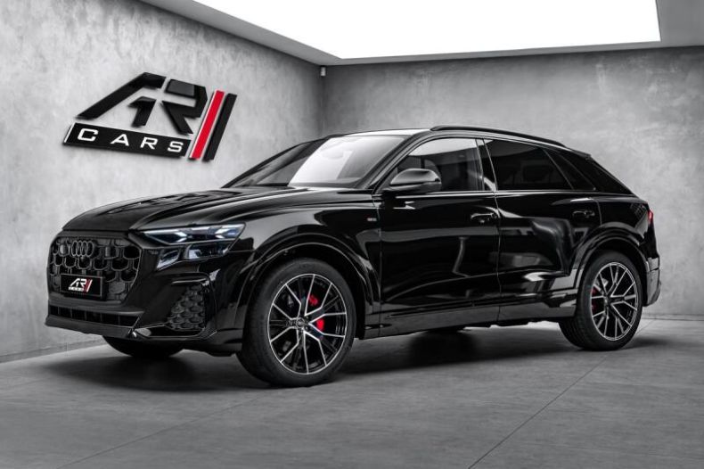 Audi Q8 - hlavní foto