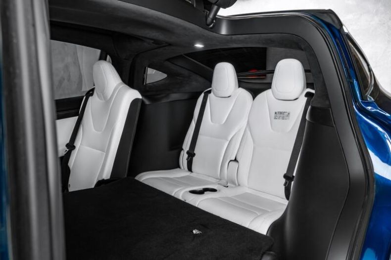 Tesla Model X - hlavní fotka