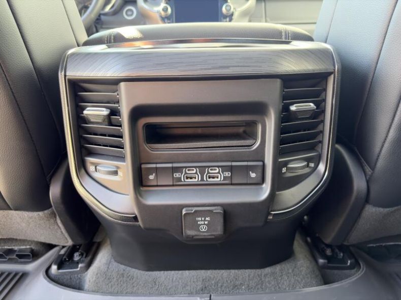 Dodge RAM 1500 - hlavní fotka
