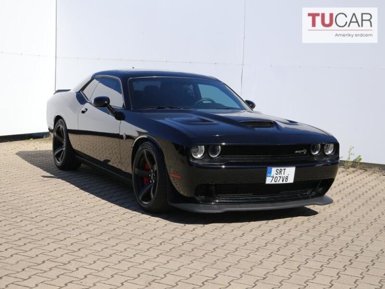 Dodge Challenger - hlavní foto