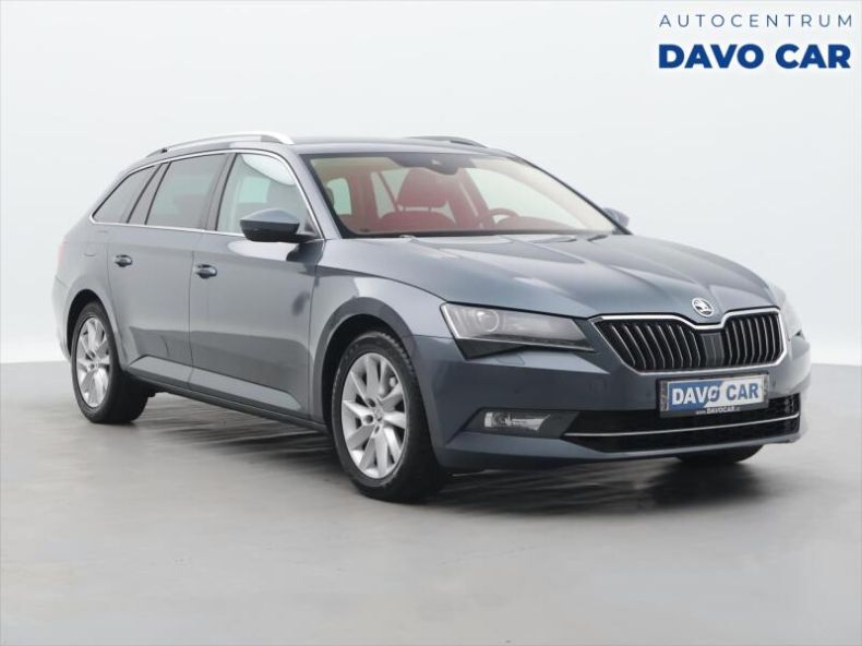 Škoda Superb - hlavní foto