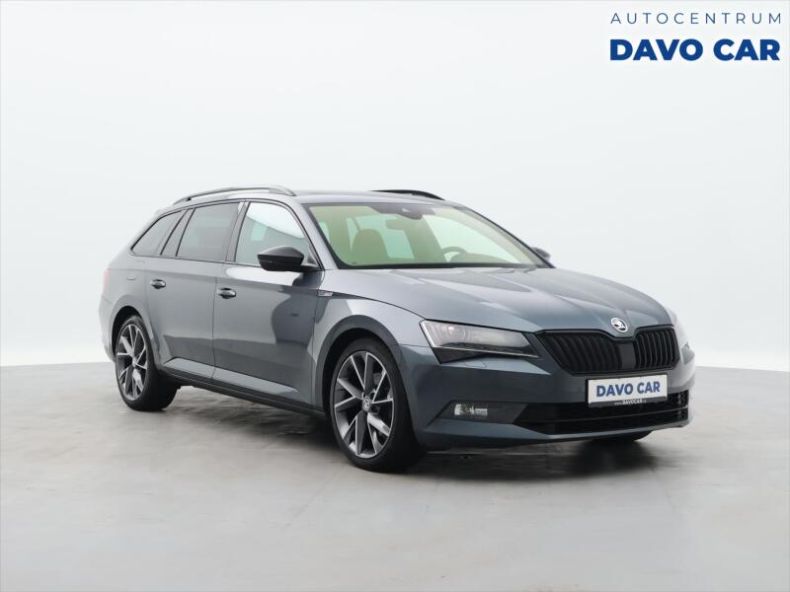 Škoda Superb - hlavní foto