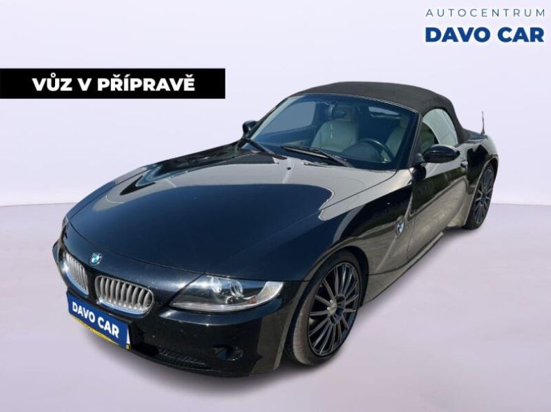 BMW Z4 - hlavní foto