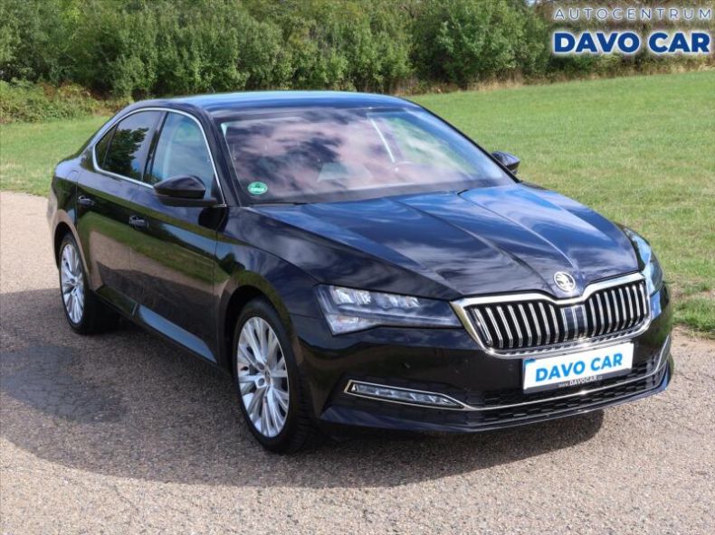 Škoda Superb - hlavní foto
