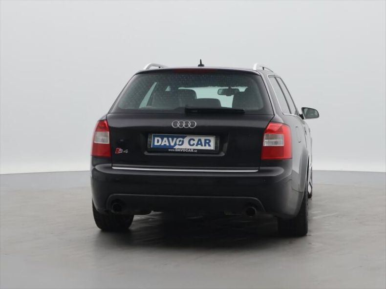 Audi S4 - hlavní fotka