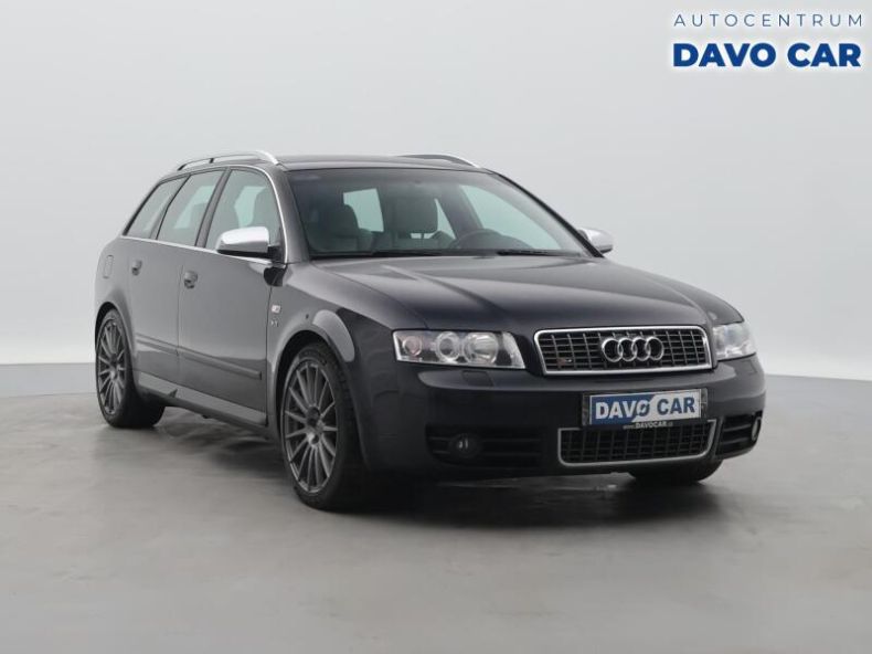 Audi S4 - hlavní foto