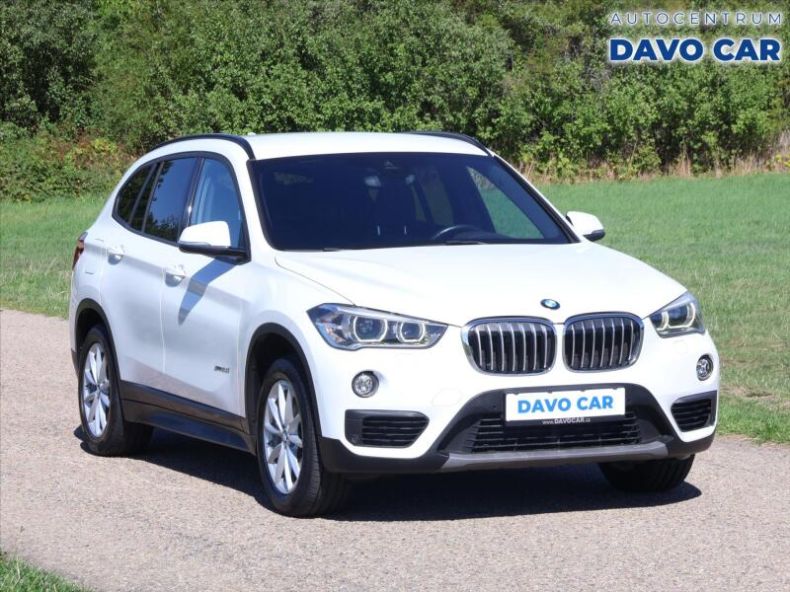 BMW X1 - hlavní foto