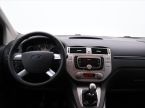 Ford Kuga - fotka číslo 16