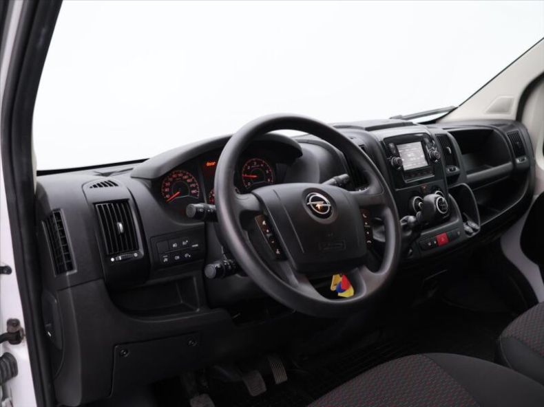 Opel Movano - hlavní fotka