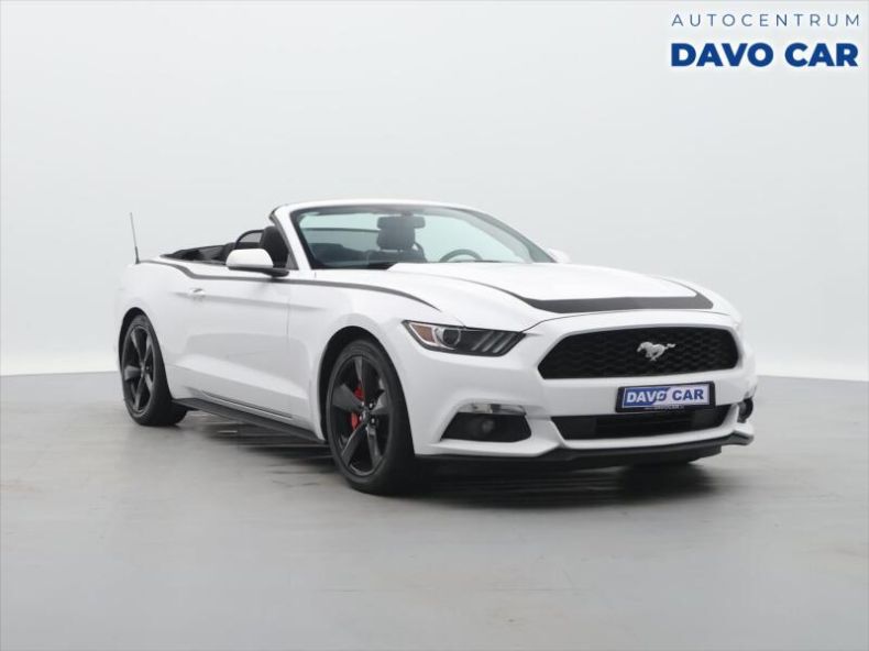 Ford Mustang - hlavní foto