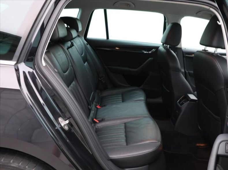 Škoda Octavia - hlavní fotka