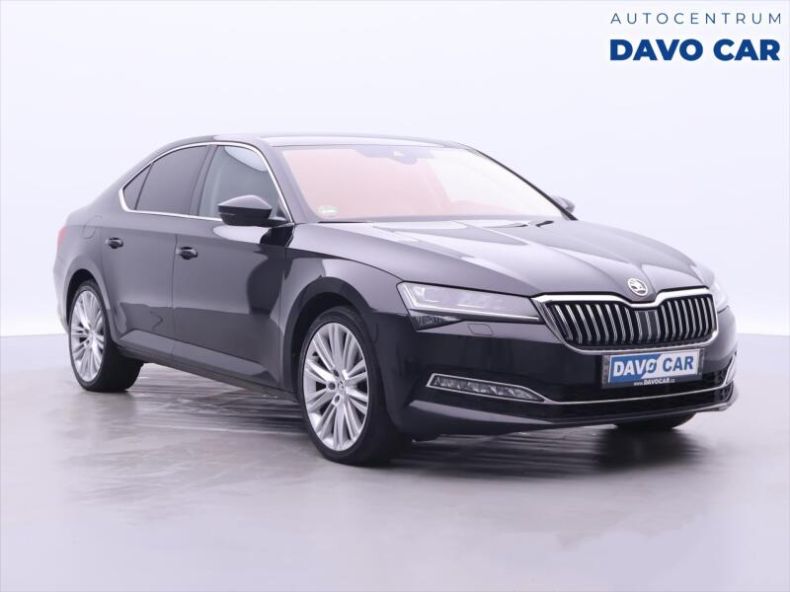 Škoda Superb - hlavní foto