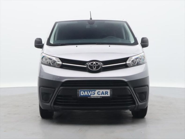 Toyota ProAce - hlavní fotka