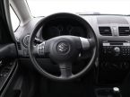 Suzuki SX4 - fotka číslo 16