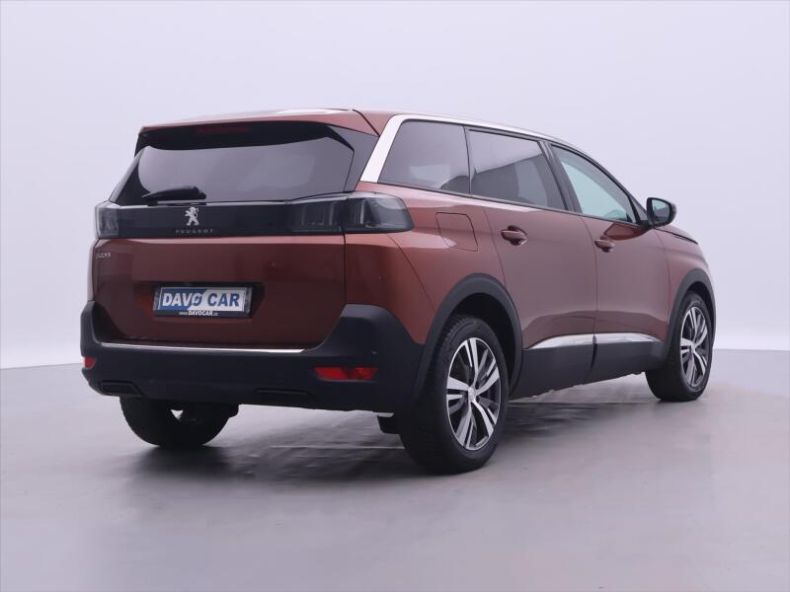 Peugeot 5008 - hlavní fotka