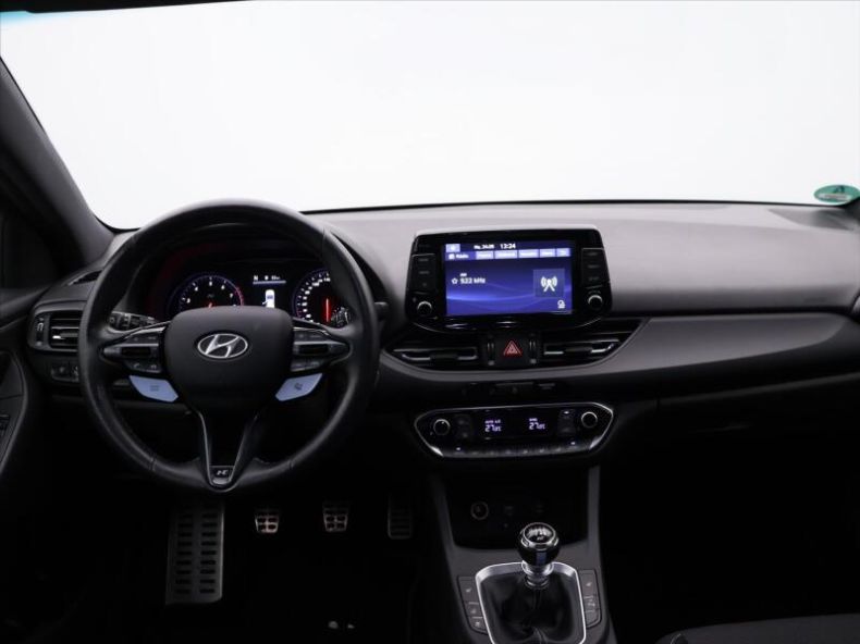 Hyundai i30 - hlavní fotka