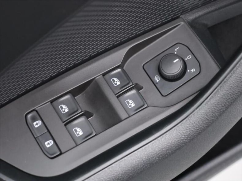 Škoda Octavia - hlavní fotka
