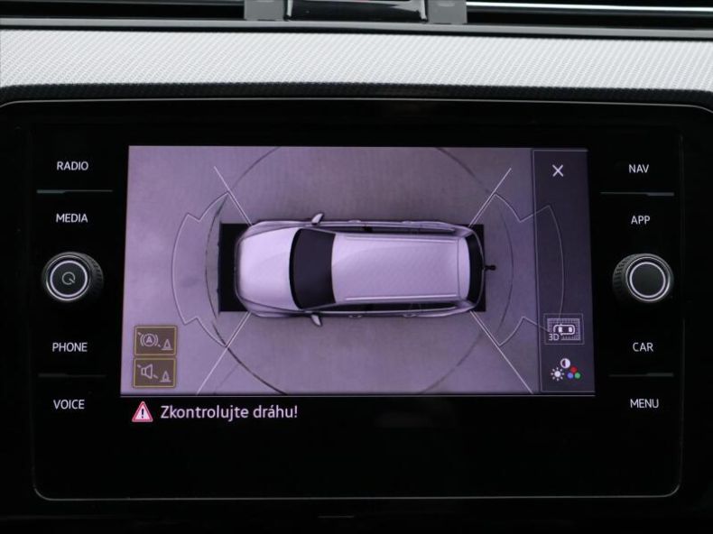 Volkswagen Passat - hlavní fotka