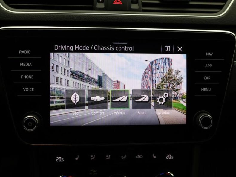 Škoda Superb - hlavní fotka
