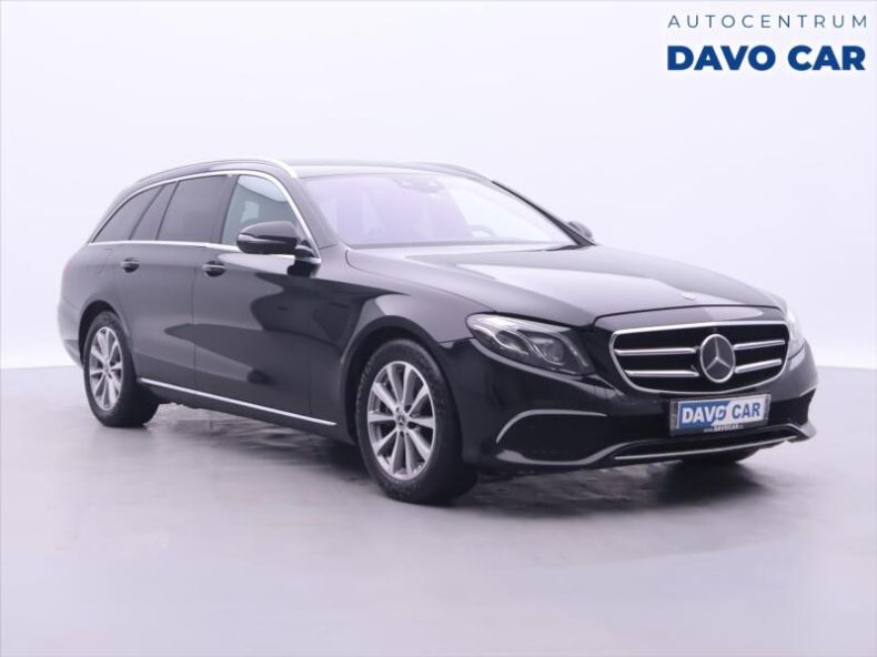 Mercedes Třída E - hlavní foto