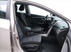Hyundai i30 - fotka číslo 10