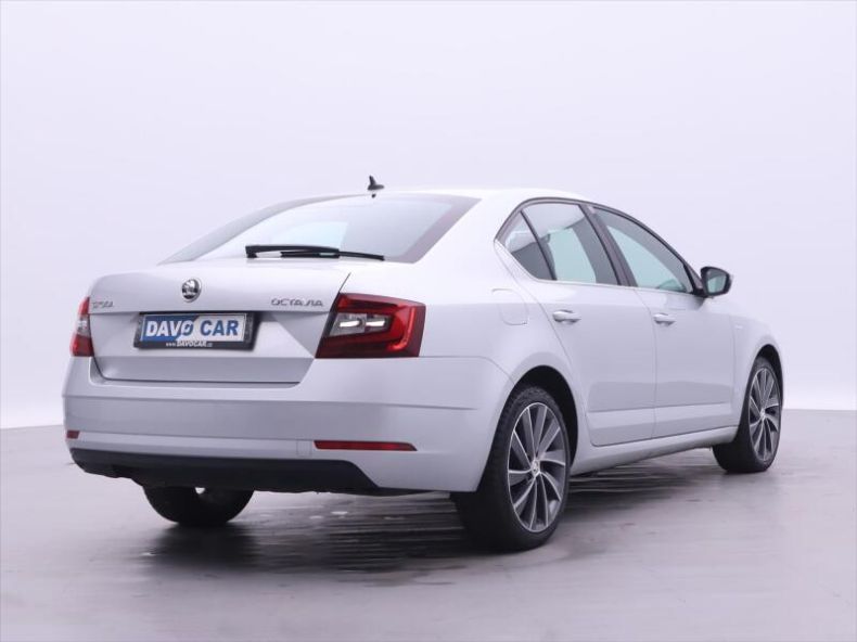 Škoda Octavia - hlavní fotka
