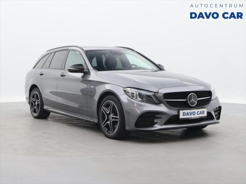 Mercedes Třída C - hlavní foto