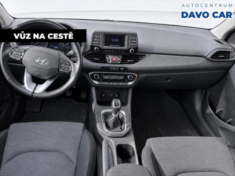 Hyundai i30 - hlavní fotka